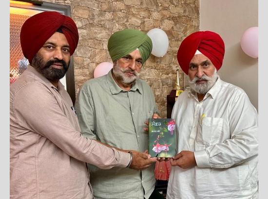 ਬਟਾਲਾ 'ਚ ਪੰਜਾਬੀ ਕਵੀ ਗੁਰਭਜਨ ਗਿੱਲ ਦੀ ਨਵੀਂ ਗ਼ਜ਼ਲ ਪੁਸਤਕ 'ਜ਼ੇਵਰ' ਬਾਰੇ ਸਾਹਿਤਕ ਗੋਸ਼ਟੀ