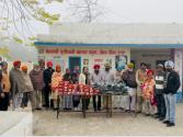 ਕੇਸਰ ਸਿੰਘ ਵਾਲਾ ਦੀ ਗੁਰਦੁਆਰਾ ਪ੍ਰਬੰਧਕ ਕਮੇਟੀ ਨੇ ਵਿਦਿਆਰਥੀਆਂ ਨੂੰ ਵਰਦੀਆਂ ਵੰਡੀਆਂ 