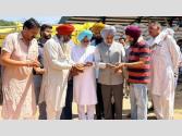 MP ਸਤਨਾਮ ਸੰਧੂ ਅਤੇ ਸੀਨੀਅਰ ਆਗੂ ਗੁਰਦਰਸ਼ਨ ਸੈਣੀ ਵੱਲੋਂ ਡੇਰਾਬੱਸੀ ਮੰਡੀਆਂ ਦਾ ਦੌਰਾ