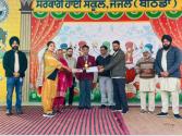CSR ਤਹਿਤ HMEL ਨੇ ਹੋਣਹਾਰ ਵਿਦਿਆਰਥੀਆਂ ਨੂੰ ਸਕਾਲਰਸ਼ਿਪਾਂ ਅਤੇ ਟੈਬਲੈਟ ਵੰਡੇ 